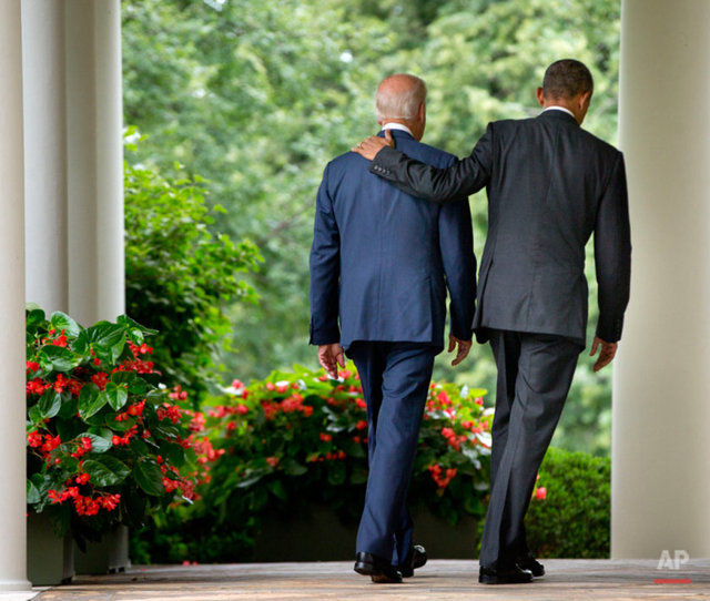 25 Haziran 2015 Washington Amerika Barack Obama, Rose Garden'ı uğurluyor. 