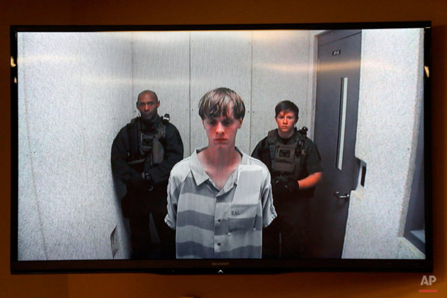 19 Haziran 2015 Afrika Metodist Episkopal Kilisesi'nde 9 kişiyi öldürmekle suçlanan mahkum. 