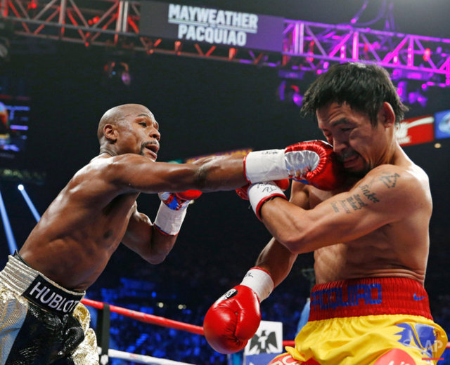 2 Mayıs 2015 Las Vegas'ta Floyd Mayweather ve Manny Pacquiao karşılaşması. 