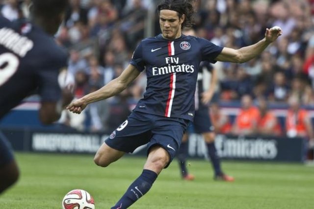 7 - Edinson CavaniPalermo'dan Napoli'ye: 12,00 milyon €Napoli'den PSG'ye: 64,50 milyon €Kar: 52,50 milyon Euro