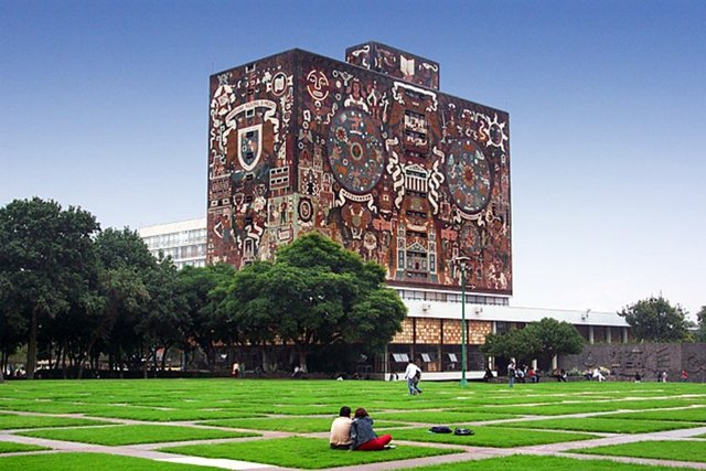 23-	National Autonomous University of Mexico Meksika