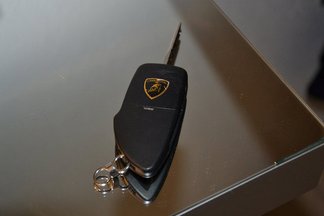 Lamborghini anahtarı 