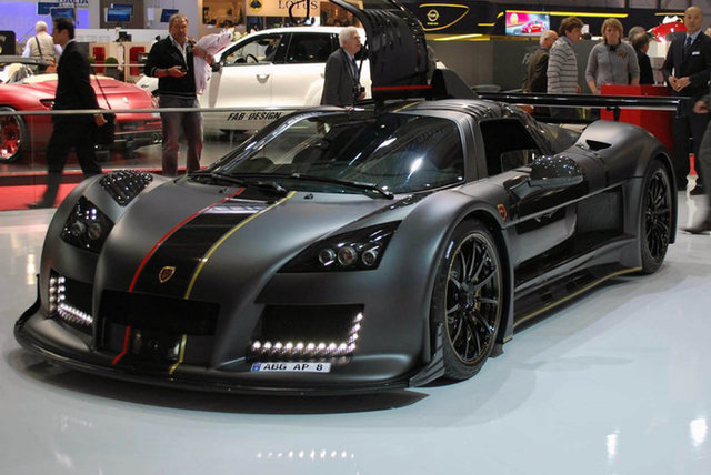 Gumpert Apollo 