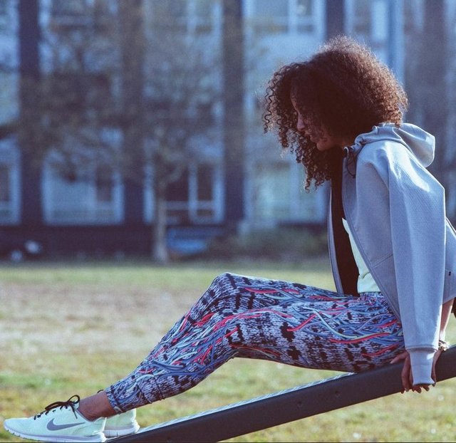 Söz konusu taytların giyildikten sonra mutlaka yıkanması gerektiğini  belirten Dr. Rible, bir kere giyildikten sonra yıkanmamış bir taytın  hastalıklara açık kapı bıraktığının altını çizdi.