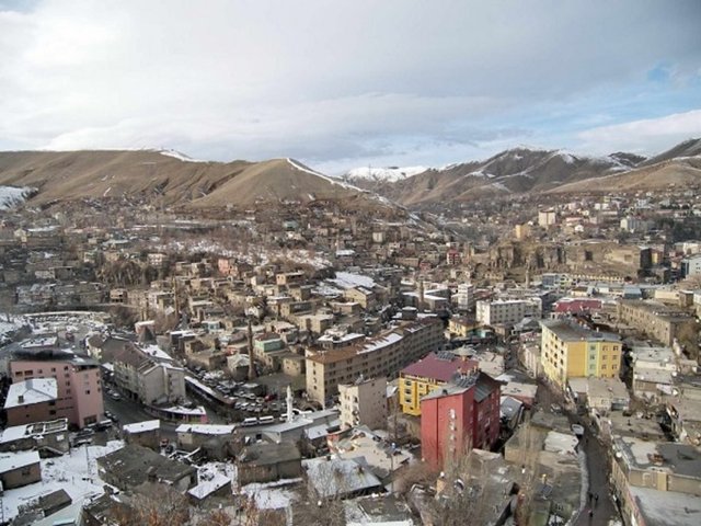 İl: Bitlisİlçe: MerkezMahalle: Hüsrev PaşaNüfusu: 8960