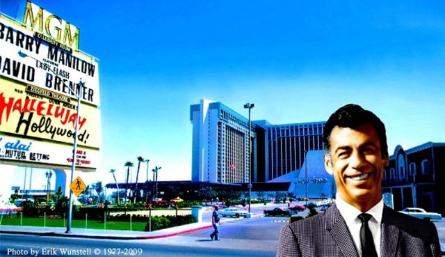 Ermeni göçmeni Kerkorian, 8'inci sınıftayken ailesine para gönderebilmek için okulu bırakıp bokserlik yaptı. Kerkorian şimdi Las Vegas'ın en büyük resortlarından birkaçının sahibi.
