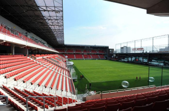 Slovakya ekibi Spartak Trnava'nın City Arena adlı stadının 20.000 kişilik kapasitesi bulunuyor