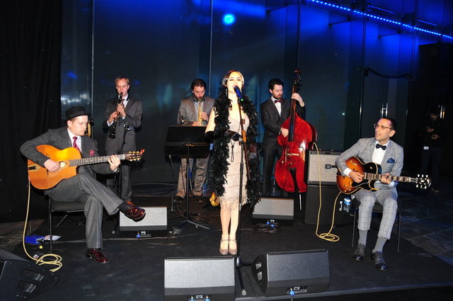 FLAPPER SWING GRUBU