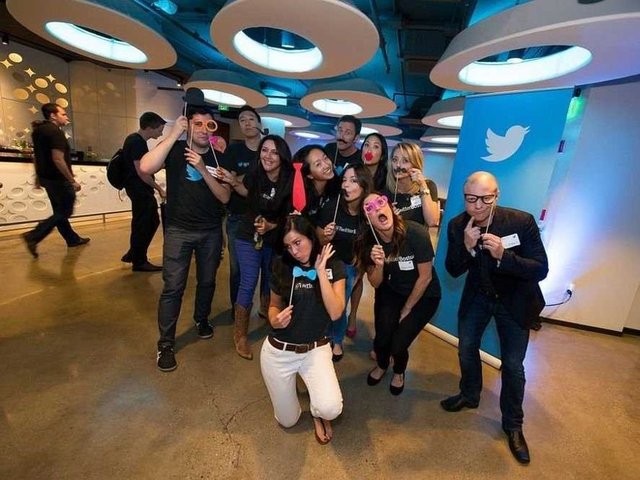 26- TwitterPuan: 4.0