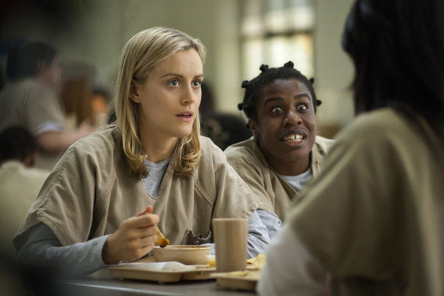 EN İYİ YARDIMCI OYUNCU (MİNİ DİZİ) Uzo Aduba, "Orange is the New Black"Joanne Froggatt, "Downton Abbey"Regina King, "American Crime"Judith Light, "Transparent"Maura Tierney, "The Affair"