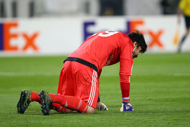 - İlişkilerimde hep Tolga Zengin gibiyim kurtarmaya çalışırken daha kötü oluyor