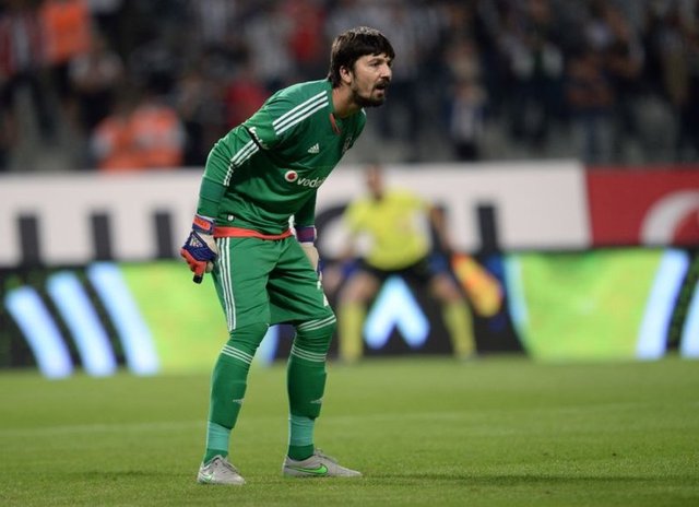 - Tolga Zengin, biz fakir.