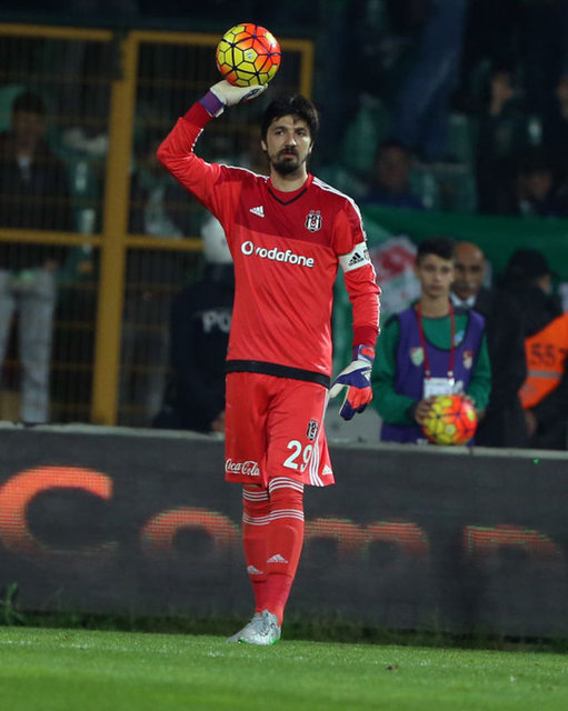 - 70 gündür sigara içmeyen ben. Deli gibi sigara arıyorum Tolga Zengin yüzünden