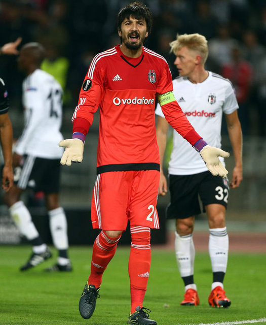 - Olsun, Tolga Zengin bir dahaki maç yine eşofmanını üşüyen bir çocuğa verir