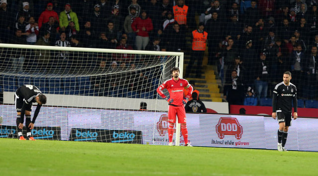 - Tolga Zengin bu maçla bitmiştir.