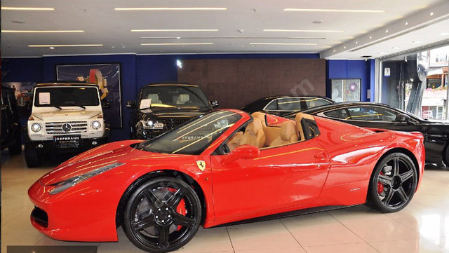Ferrari 458  Spider - YIL: 2012 - KM: 4.882 - FİYAT: 380.000 EURO  - 1.213,340 TL 
