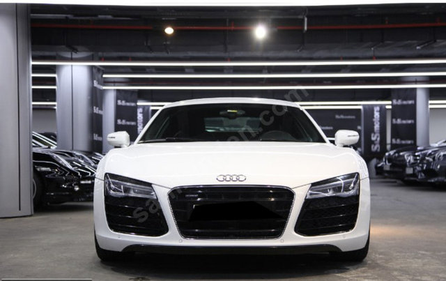 Audi R8 4.2 FSI Quattro  - YIL:     2014 - KM:      18.050 - FİYAT: 225.000 EURO  - 729,810 TL