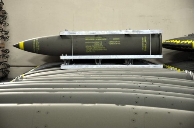 Nüfuz edici bombanın güçlendirilmiş betonu delme özelliğine sahip olduğuna işaret eden Öncel, şu anda F-4 ve F-16 savaş uçakları için sertifikasyonunun tamamlandığını bildirdi.