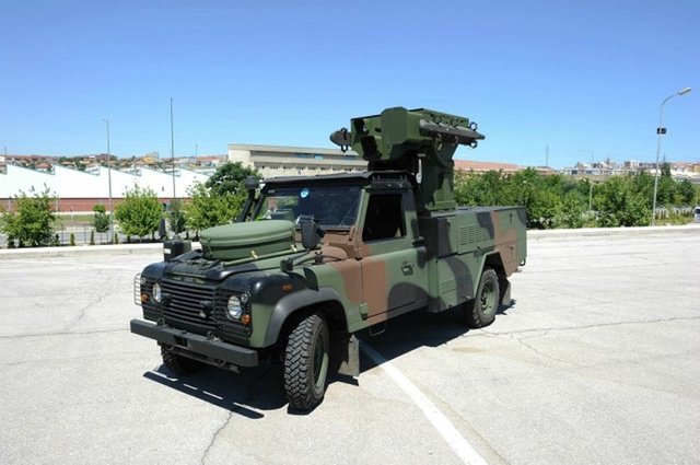 ZIPKINZıpkın; ASELSAN tarafından milli imkânlarla üretilen, temel silah olarak atışa hazır 4 adet FIM-92 Stinger füzesini kullanan, çeşitli algılayıcılar ile donatılmış ve tüm fonksiyonları bilgisayar tarafından denetlenen bir Alçak İrtifa Hava Savunma Sistemi.