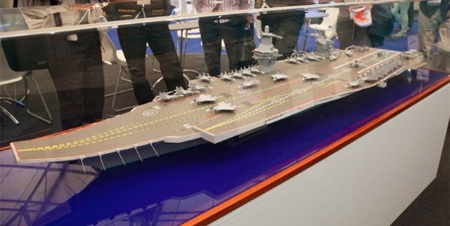 700 kişilik amfibi gücünün yanısıra toplamda bin 400 kişinin aynı anda bulunabileeği gemi, 8 deniz çıkarma aracını taşıyabiliyor.