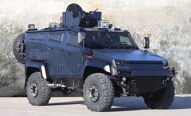 URALOtokar firmasının ürettiği bir diğer zırhlı personel taşıyıcı ise Otokal Ural.