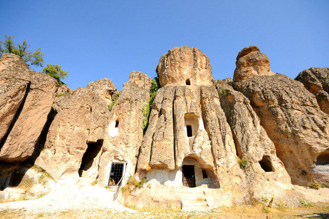 İl: Konyaİlçe: SelçukluNüfus: 584.644