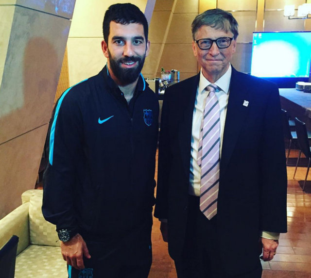 ARDA TURAN - Mr Bill Gates tanısıp onun değerli fikirlerini bu güzel toplantıda dinlemek çok güzeldi