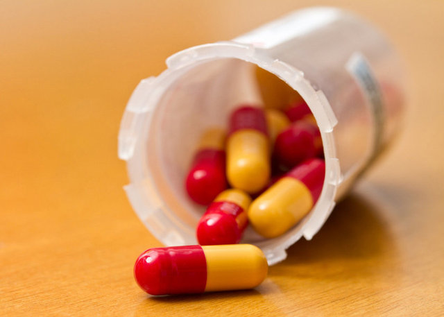 Antibiyotik sadece bakterilere etki ediyor ve gribi iyileştirmiyor. 