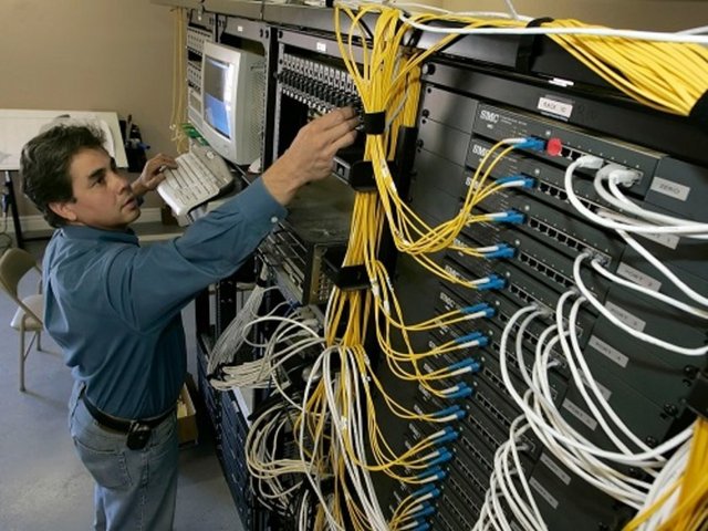 8. BİLGİSAYAR VE BİLGİ SİSTEMLERİ YÖNETİCİLERİGünümüzdeki ortalama yıllık kazanç: 127,640 dolar2024'te öngörülen iş pozisyonu sayısı: 53,700