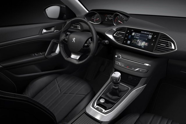 Peugeot birden fazla modelinde birden fazla kampanya sunuyor.