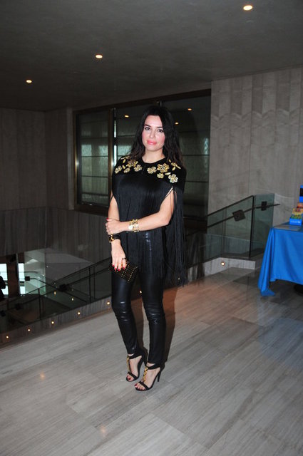 TUĞANA SAVGI 