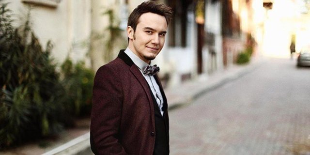 2015 YILINDA EN ÇOK ARANAN TÜRKÇE ŞARKILAR - 10. İlle de Aşk- Mustafa Ceceli