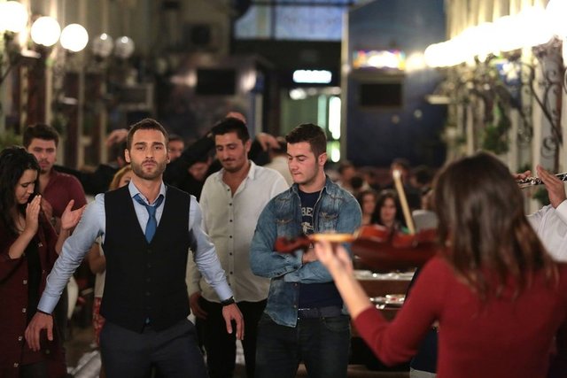 Acı Aşk'ın 1.Bölüm fotoğraflarını gördünüz mü?