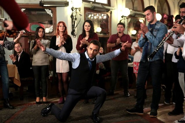 Acı Aşk'ın 1.Bölüm fotoğraflarını gördünüz mü?