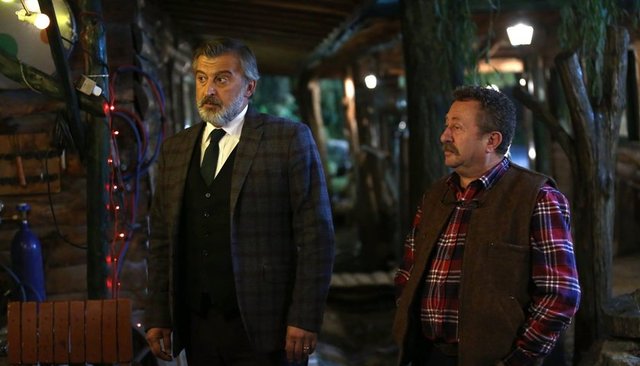 Acı Aşk'ın 1.Bölüm fotoğraflarını gördünüz mü?