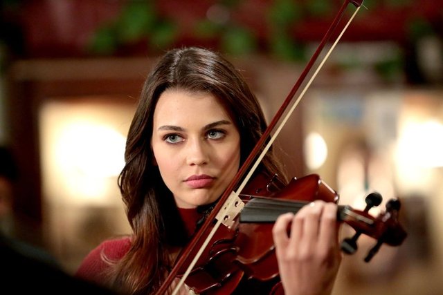 Acı Aşk'ın 1.Bölüm fotoğraflarını gördünüz mü?