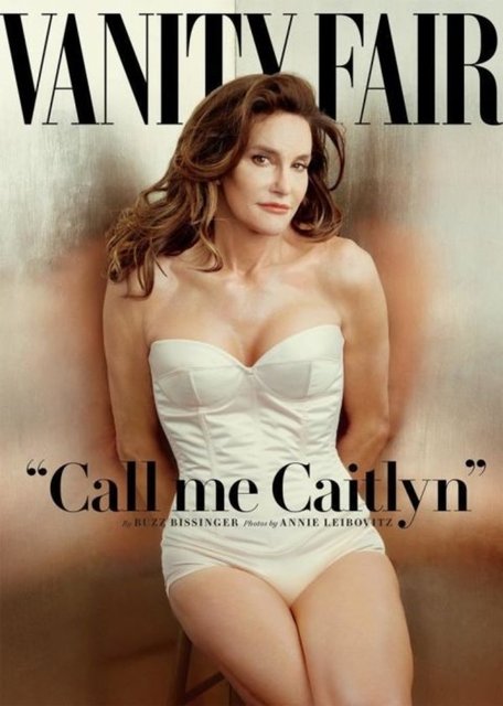 Caitlyn Jenner'ın transseksüel olduğunu açıklayıp "Bana Caitly deyin" demesi ve Vanity Fair'e kapak olması.