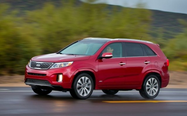 - Kia Sorento -