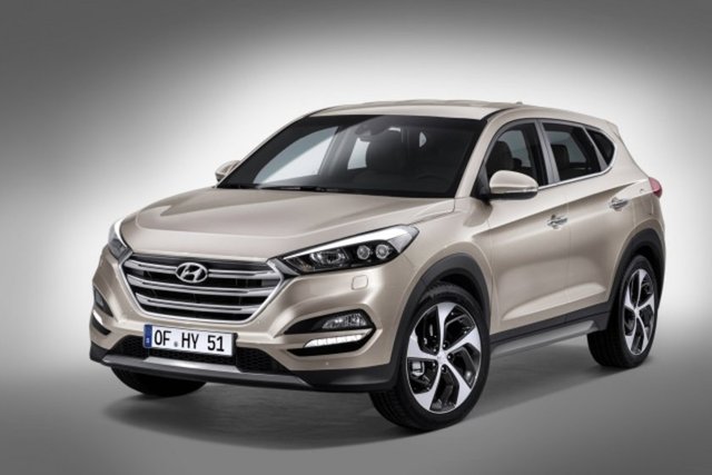 - Hyundai Tucson -