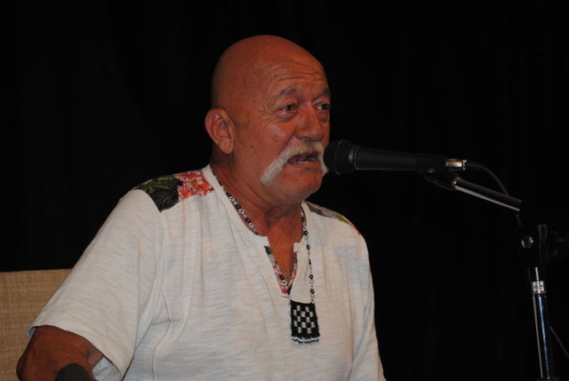 Süper Baba'nın Nihat'ı usta oyuncu Sümer Tilmaç