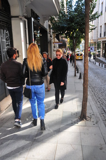 CAROLINE KOÇ