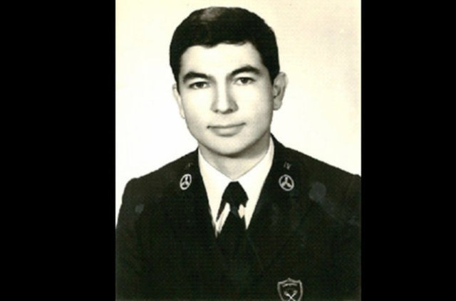 Milli Savunma Bakanı İsmet Yılmaz