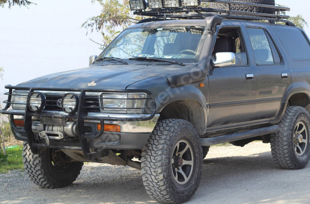 Toyota 4Runner 3.0  - YIL: 1993 - KM: 368.000 - FİYATI: 26.000 TL