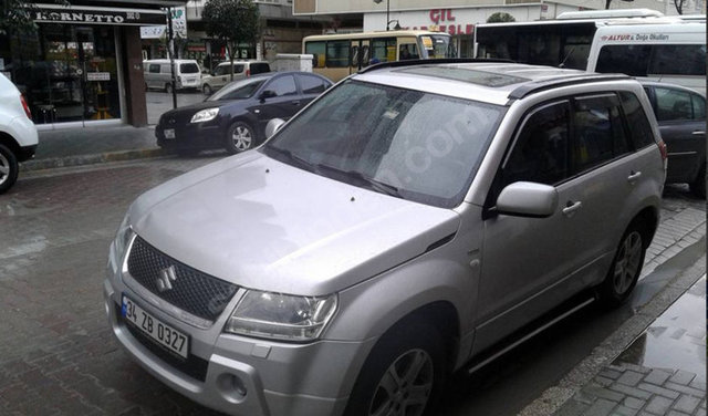 Suzuki Grand Vitara 1.9 DDiS JLX-A  - YIL: 2008 - KM: 110.000 - FİYATI: 50.000 TL