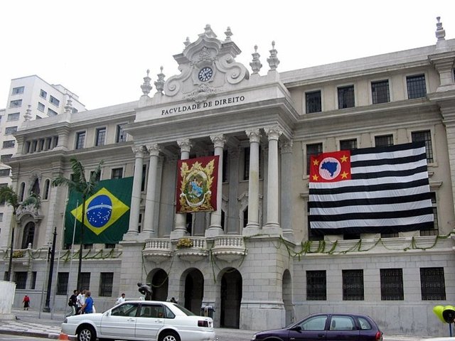 35. Universidade de Sao Paulo