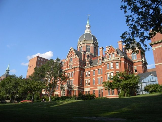 4. Johns Hopkins Üniversitesi