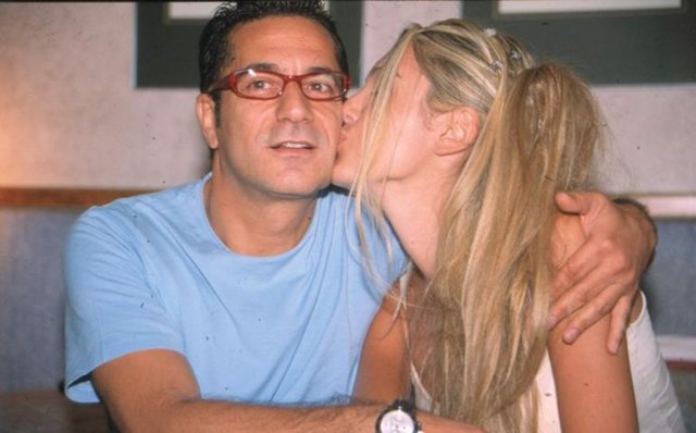 Sedef Altıntaş yaşadığı zorlukları ve evliliğinin bitmesine neden olan sebepleri verdiği bir röportajda şöyle anlatmıştı: "Boşanmamızın en önemli sebebi Mehmet Ali'nin Tuğba Coşkun adlı kadınla ilişkisi. Hiçbir kadın, hele benim gibi söylenti çıkmasın diye evden bile çıkmayan bir kadın, aldatılmayı kabul etmez. Aksi halde boşanmak için bu kadar diretmezdim, onu çok sevdiğim için 21 yaşımdan beri bir sürü sıkıntıya katlandım."