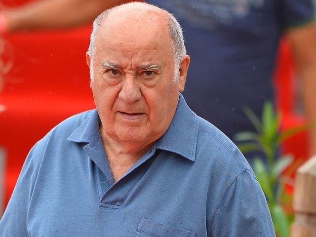 Amancio Ortega - Yaş:79 - Servet:73.2 milyar dolar.  -  