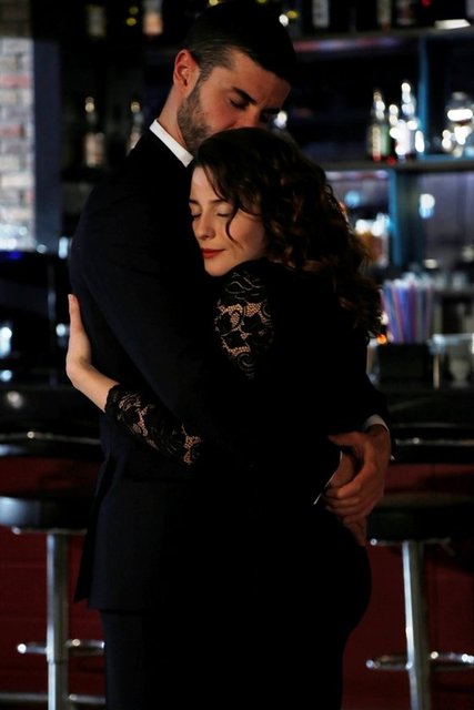 İlişki Durumu Karışık'ta tüm dengeler değişiyor!