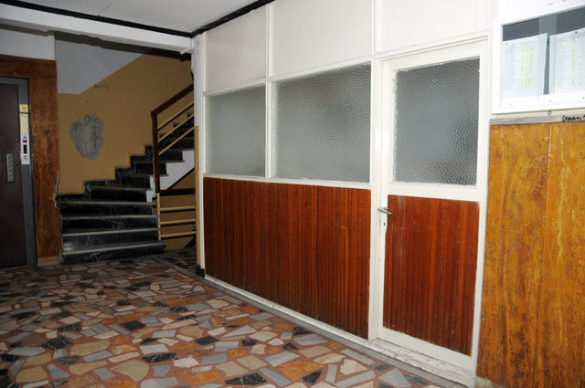 Şale Apartmanı'nın şimdiki yöneticisi Berrin Bölükbaş dizinin sona ermesinin üzerinden 13 yıl geçmesine rağmen hala apartmanı görmeye gelen çok sayıda insanın olduğunu söyledi.  -   -   -  